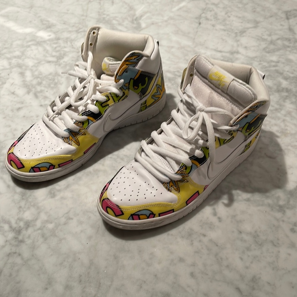 De La Dunks! Size 12 Nike dunk De La Soul. Used no box.